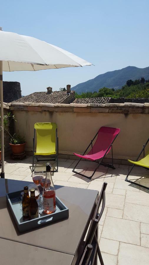 Gites Du Chateau D'Alencon Le Pegue Exterior foto